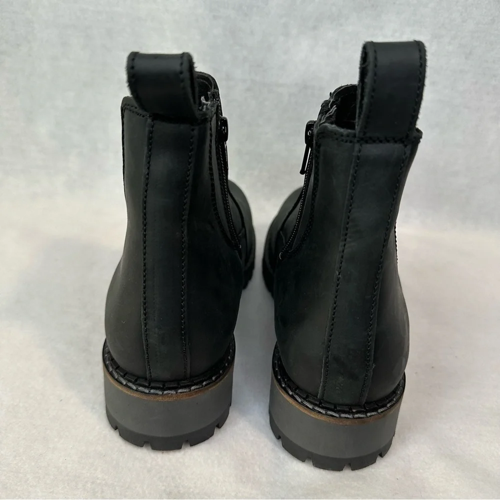 Bos. & Co. Corra Black Leather Side Zip Boots. EU 38/US 7.0-7.5
